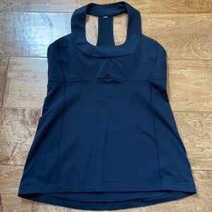 Lululemon tank style top.